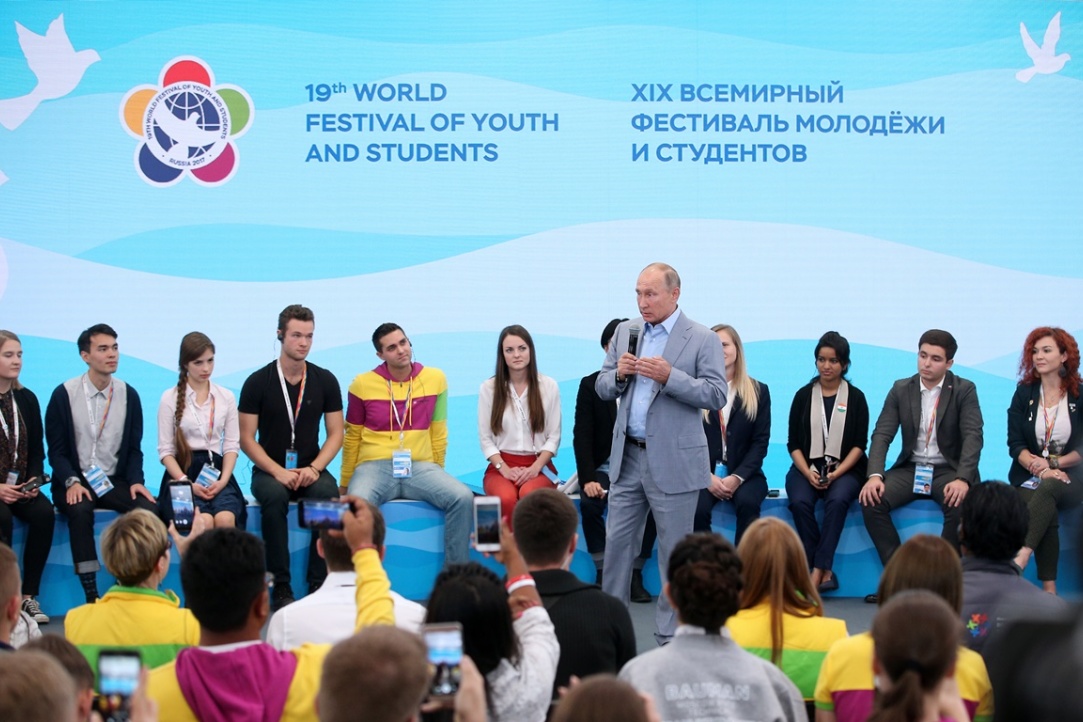ICEF Student Presents Report on ‘The Economy for Future Development’ to the Russian President Illustration for news: ICEF Student Presents Report on ‘The Economy for Future Development’ to the Russian President