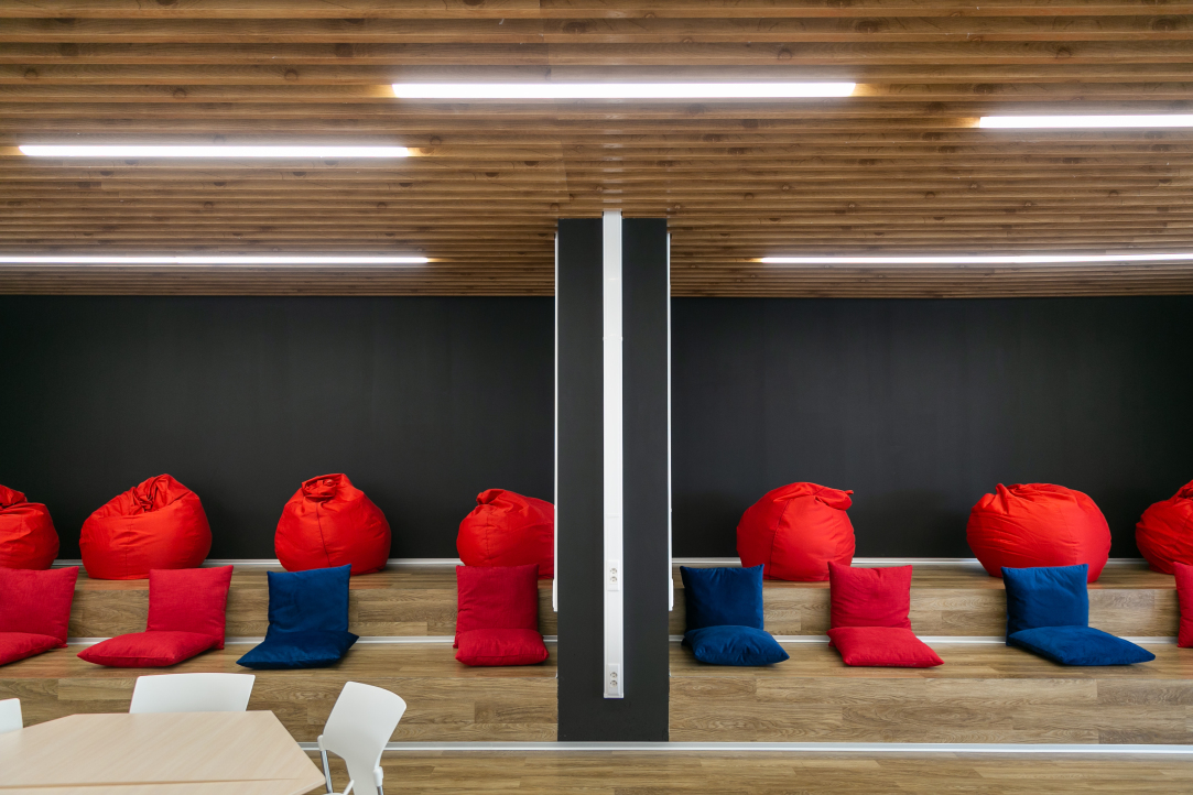 Both Quiet and Noisy: HSE University Opens Its Largest Coworking Space for Students Yet Illustration for news: Both Quiet and Noisy: HSE University Opens Its Largest Coworking Space for Students Yet