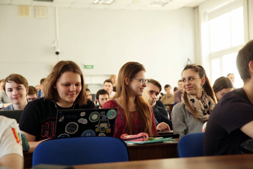 Иллюстрация к новости: ФКН ВШЭ в девятый раз проведет фестиваль «Дни компьютерных наук»